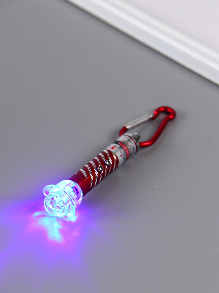 Фонарик-лазер брелок для ключей на карабине «Зебра», МИКС