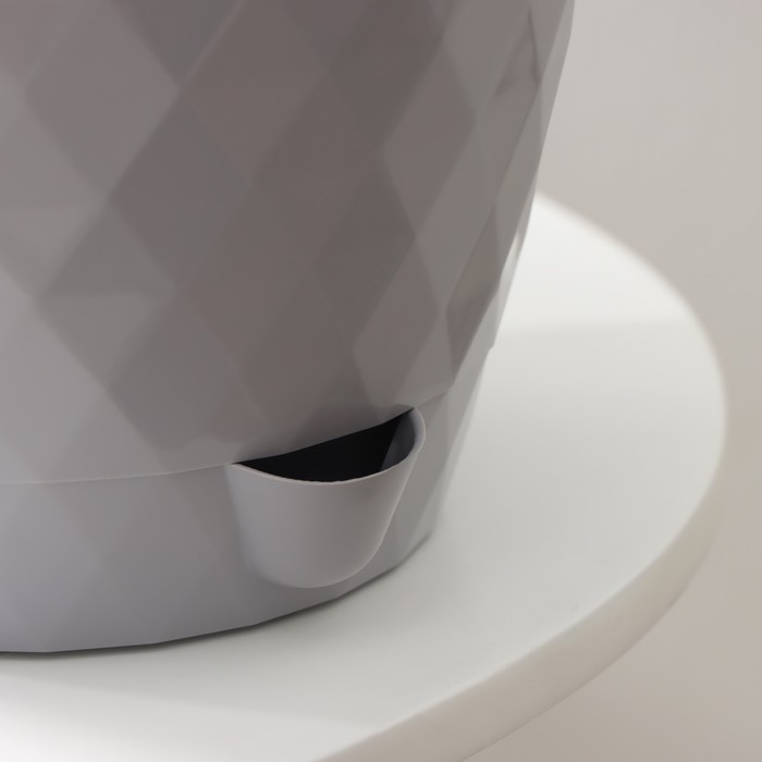 Горшок для цветов, с прикорневым поливом «Румба», 3 л, d=18 см, h=17 см, пластик, с поддоном, серый