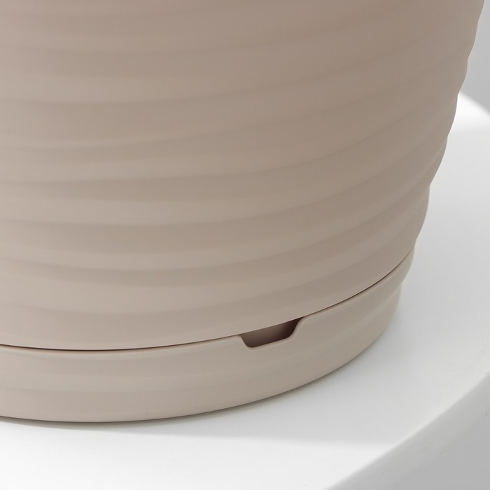 Горшок для цветов с поддоном Saffron, 5.4 л, d=22.4 см, h=20.5 см, пластиковый, бежевый