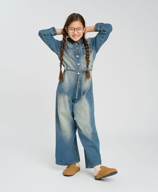 2405 р. 3700 р. Комбинезон на кнопках для девочки синий с широкими брюками Button Blue