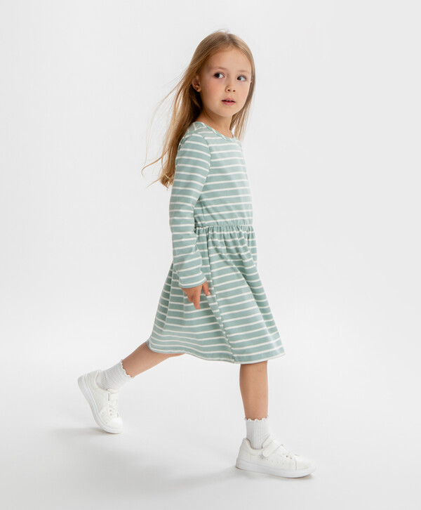 450 р. 900 р. Платье с длинным рукавом в полоску Button Blue