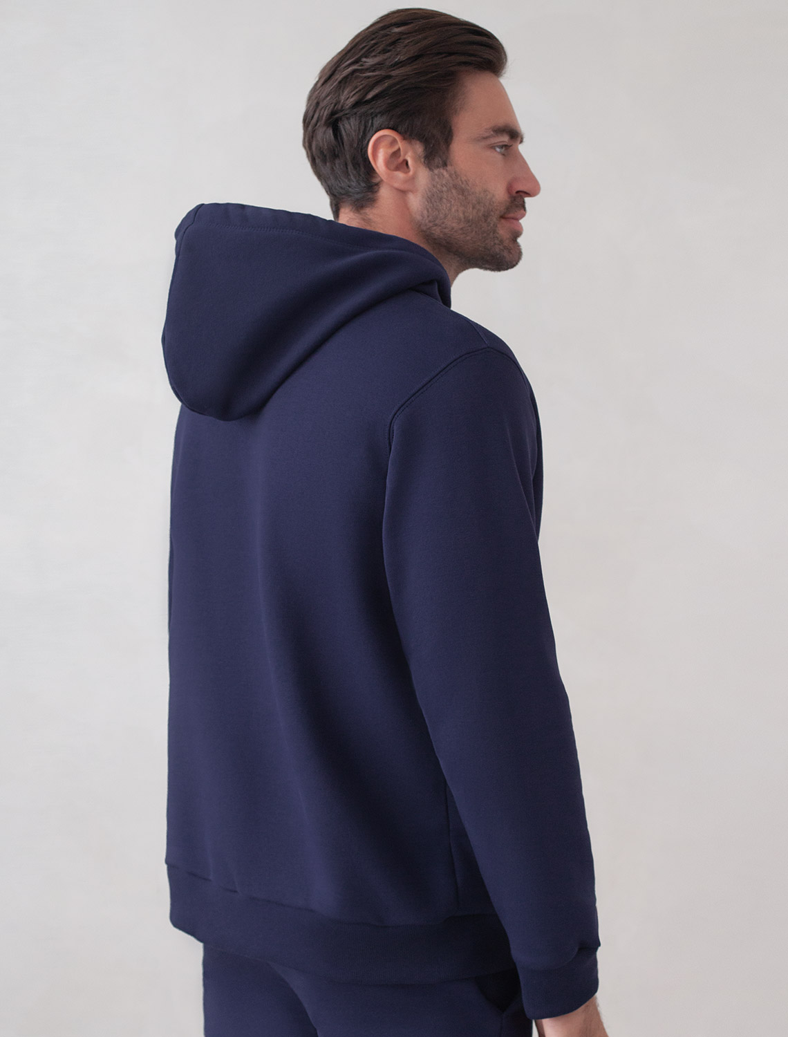 Худи из премиального футера трехнитки с начесом