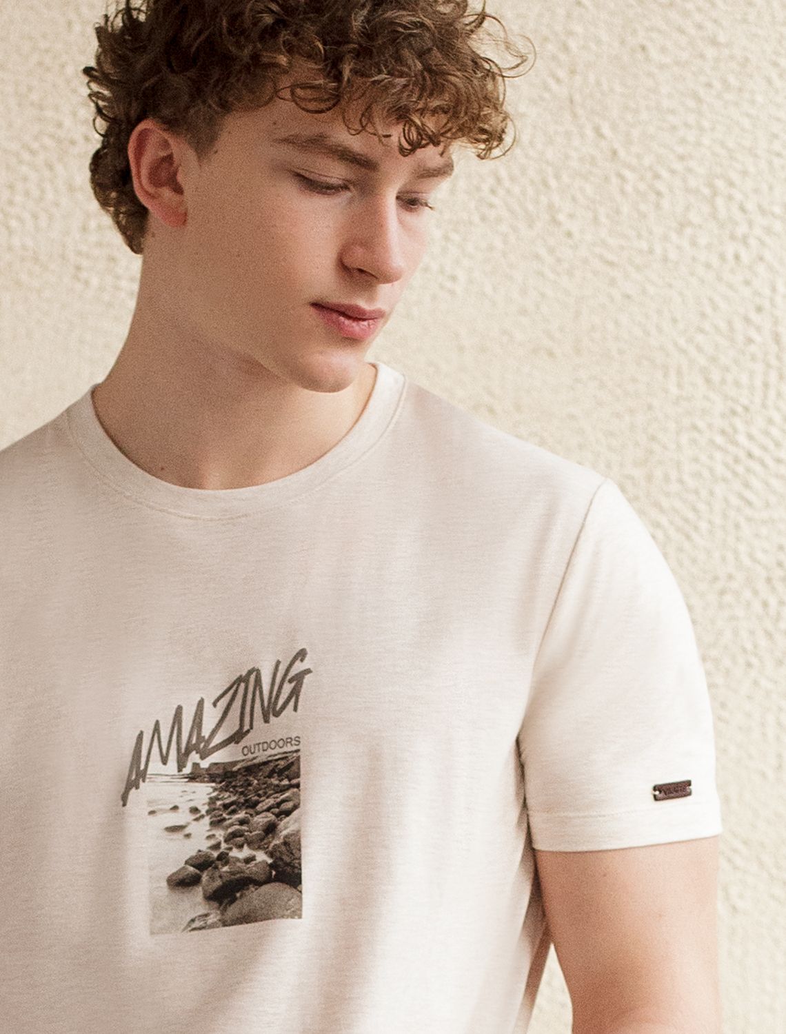 Футболка из премиального хлопка с авторским принтом