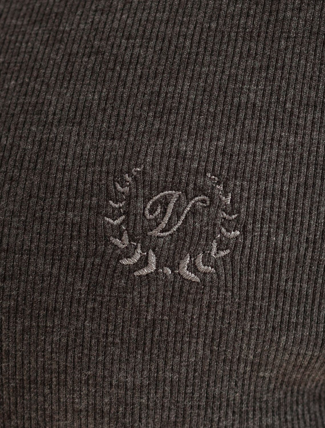 Лонгслив из премиального хлопка с эластаном