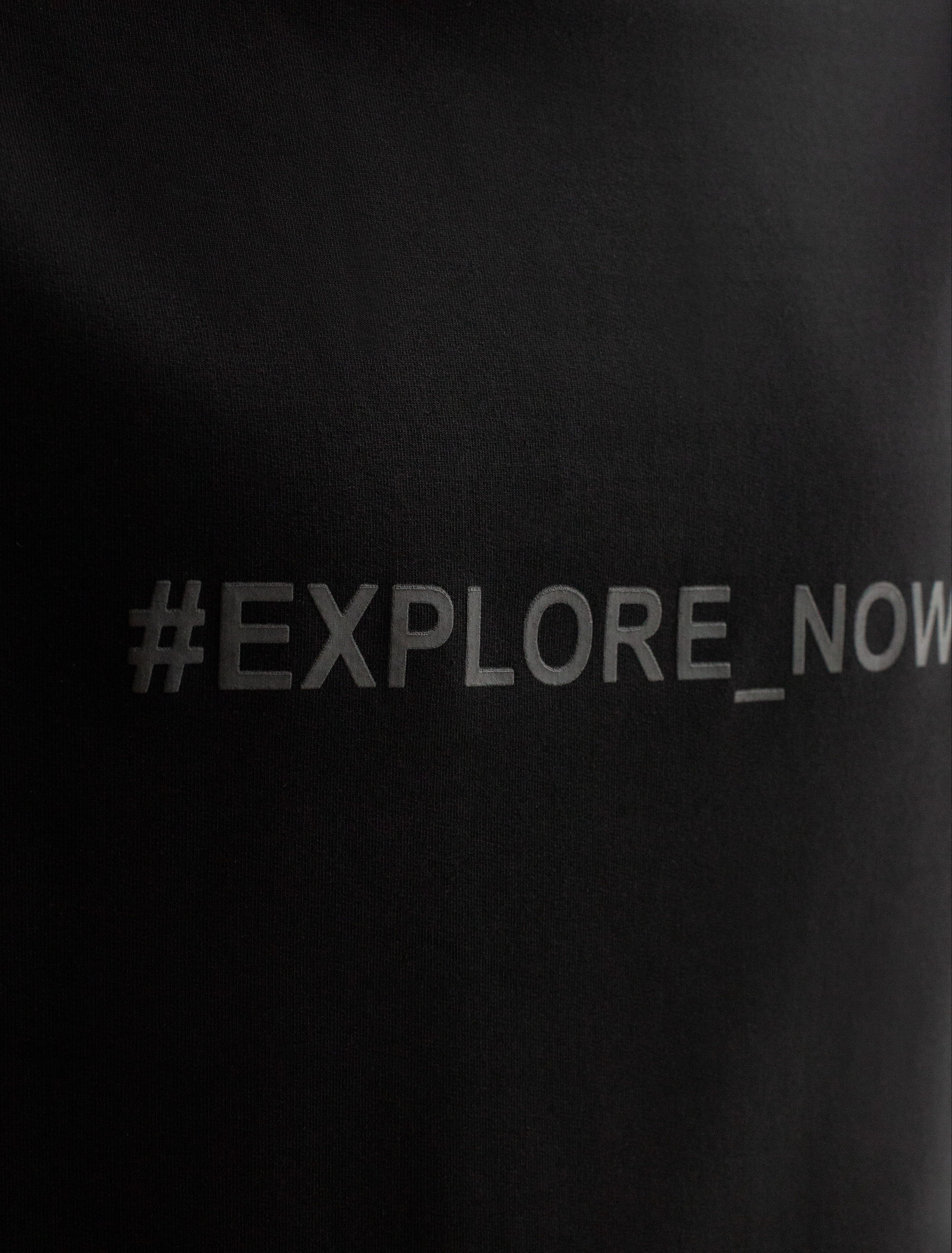 Джемпер с авторским принтом из легкого футера