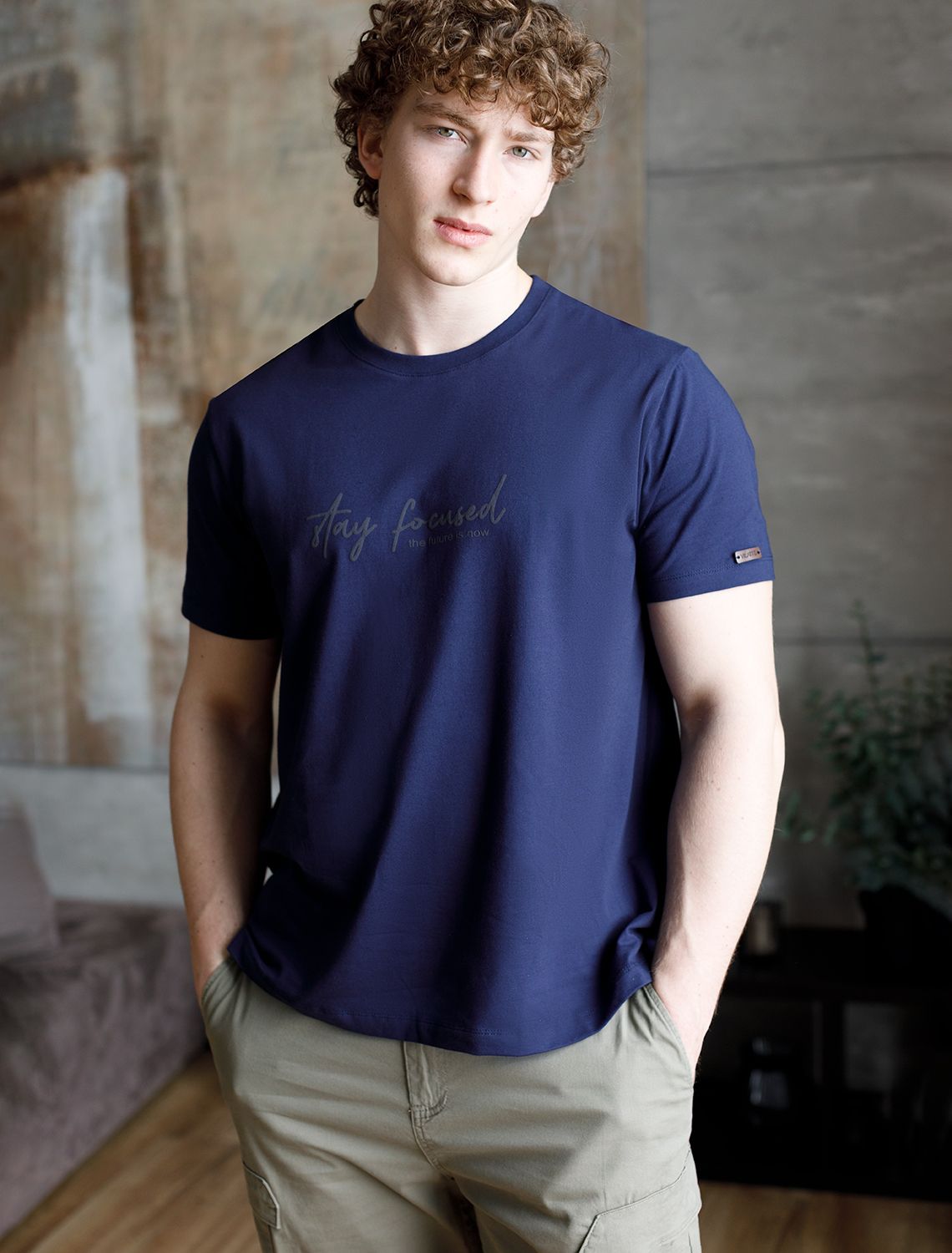 Футболка из премиального хлопка с авторским принтом