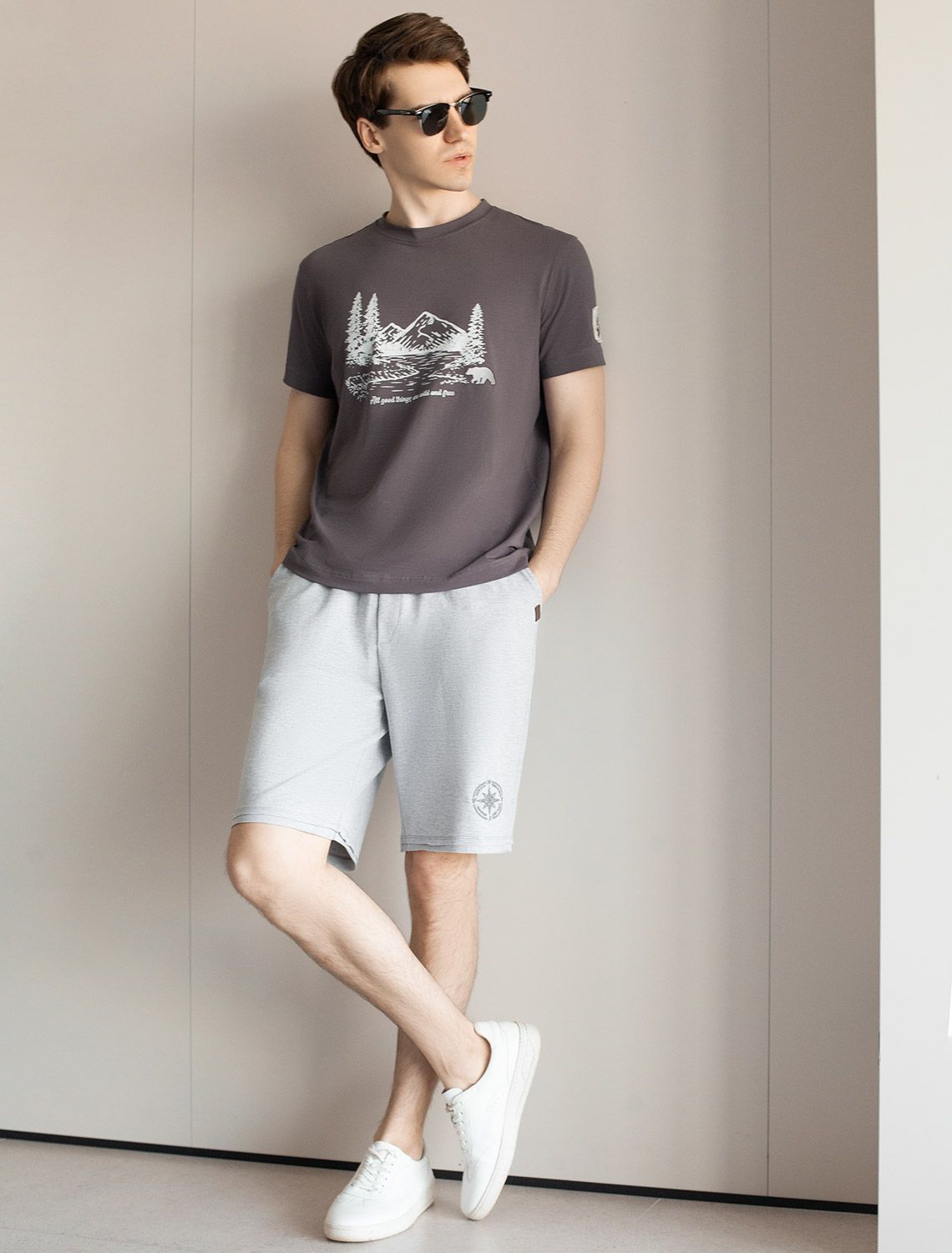 Футболка из премиального хлопка с авторским принтом