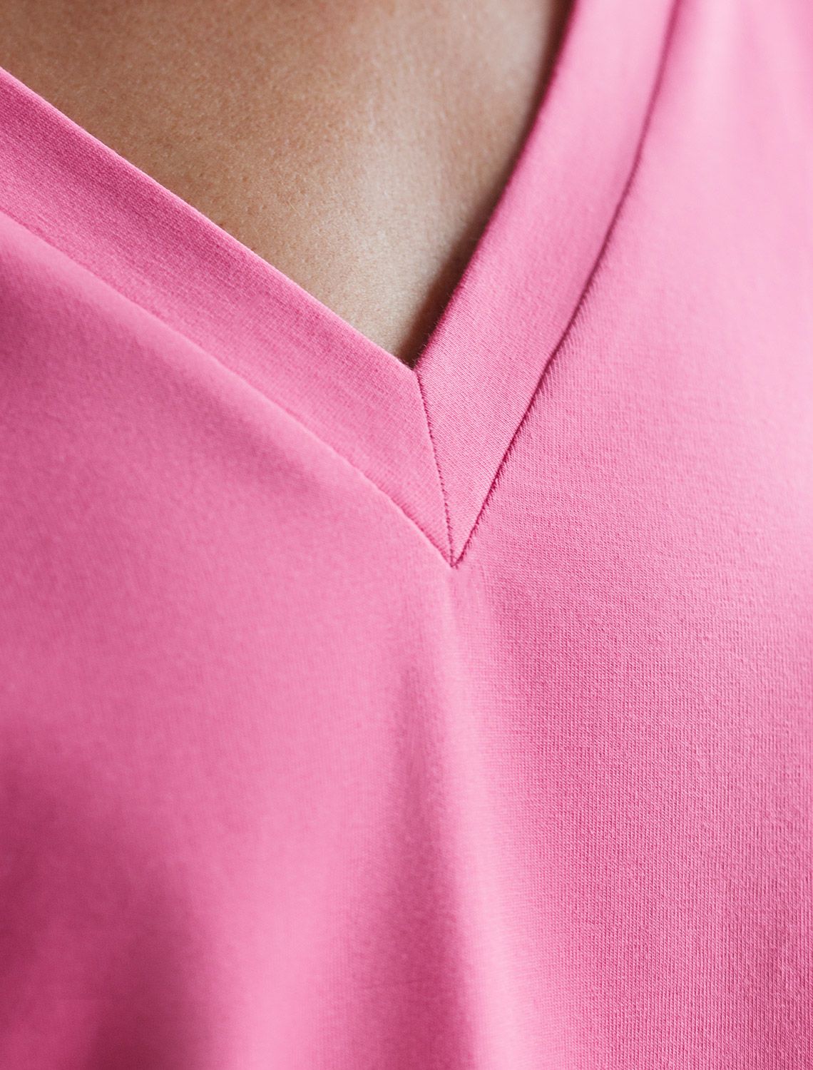 Футболка из премиального хлопка с эластаном