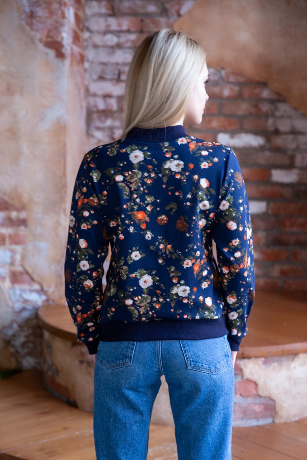 ст. цена1124руб.! Lika Dress Толстовка 7160Синий