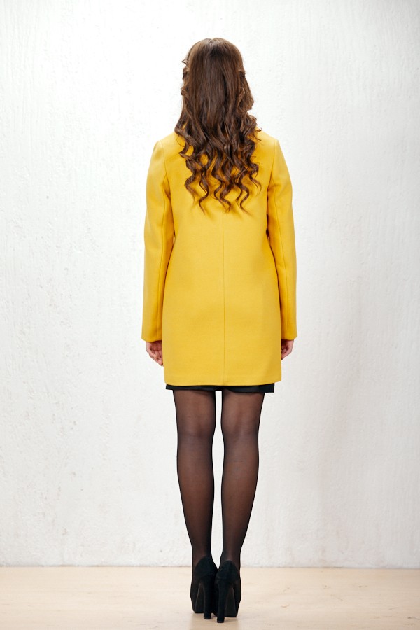 Ст.цена 2300р. Пальто 19100 (желтый)