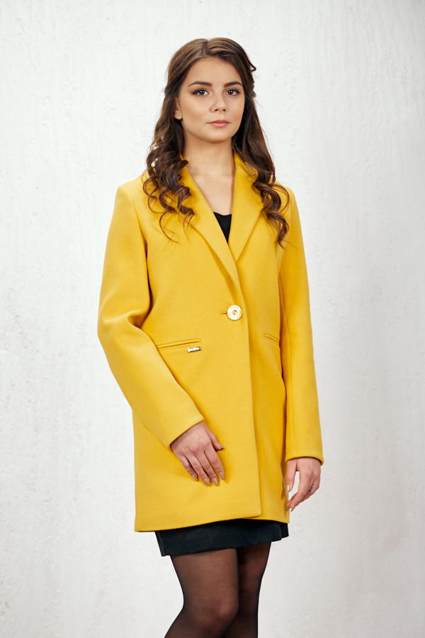 Ст.цена 2300р. Пальто 19100 (желтый)