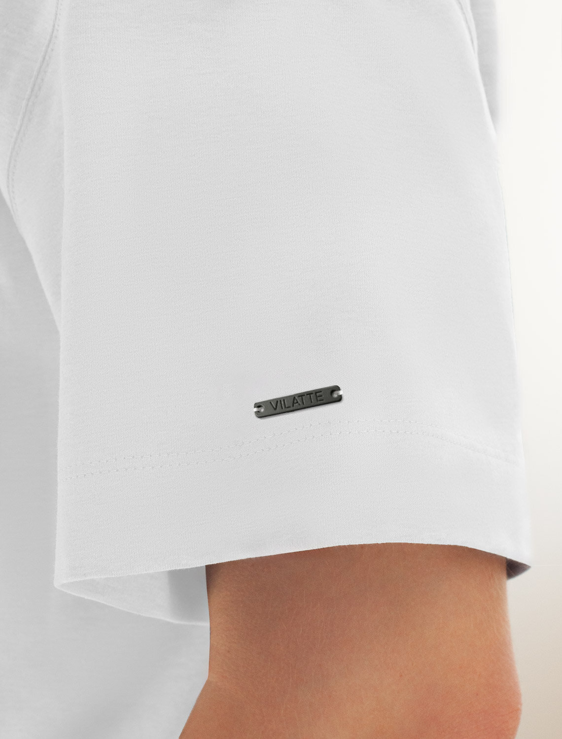ст. цена1490руб.! VILATTE Футболка U49.048белый_китовая акула