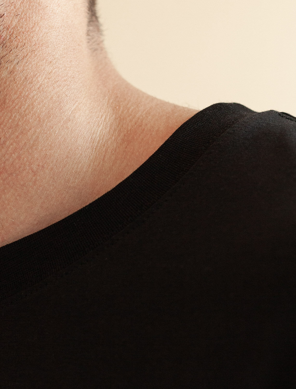 ст. цена1490руб.! VILATTE Футболка U49.048черный_run faster