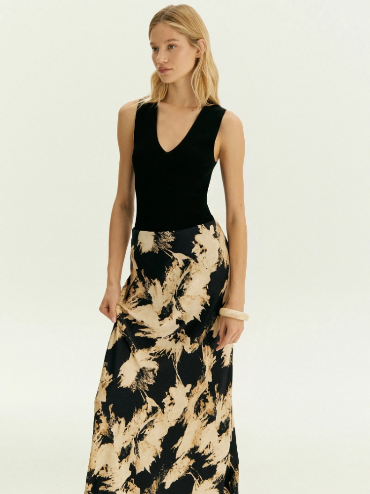 Юбка а-силуэта из вискозы ,
100% вискоза ,