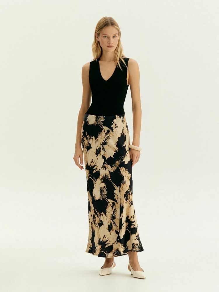 Юбка а-силуэта из вискозы ,
100% вискоза ,