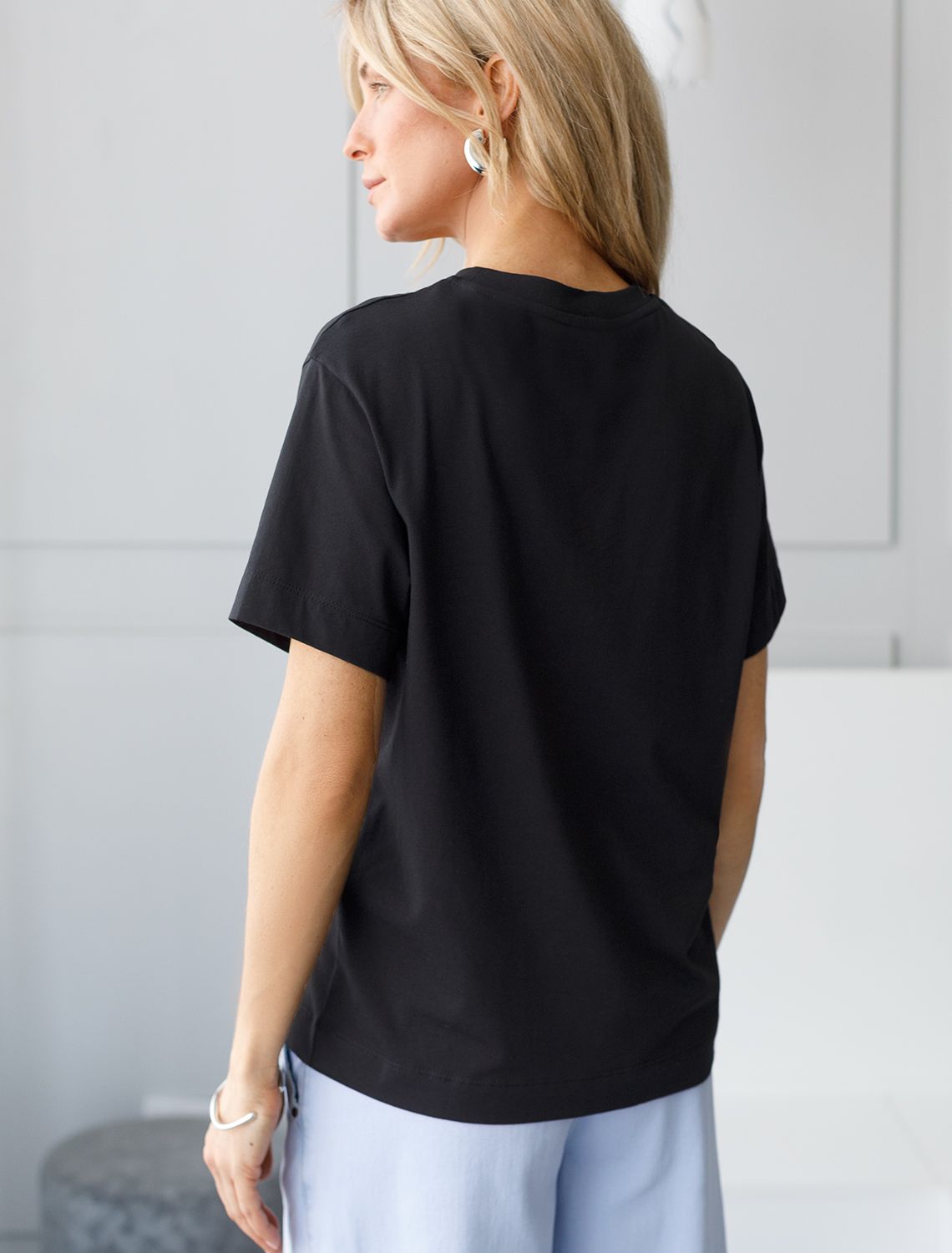 Ст.цена 1550р Футболка из премиального хлопка с авторским принтом D49.989 черный_art_poster