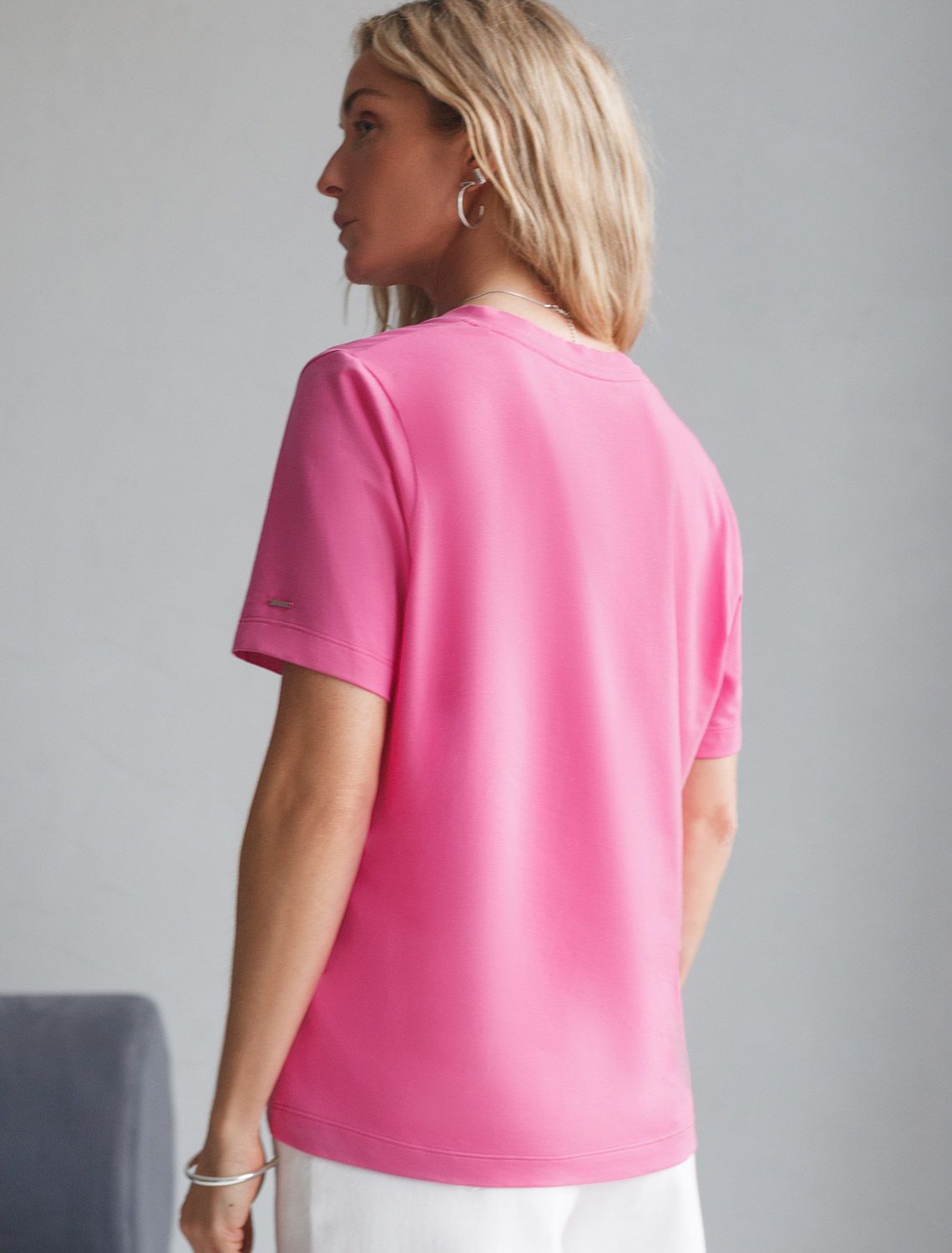 Ст.цена 1190р Футболка из премиального хлопка с эластаном D49.096 розовая фуксия