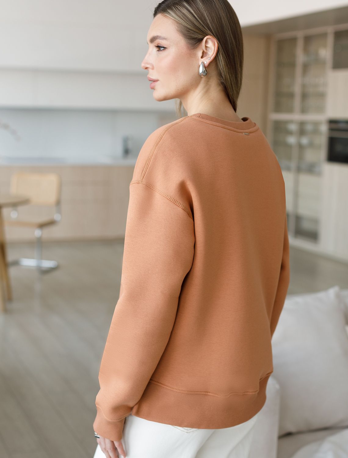 Свитшот из премиального футера трехнитки с начесом