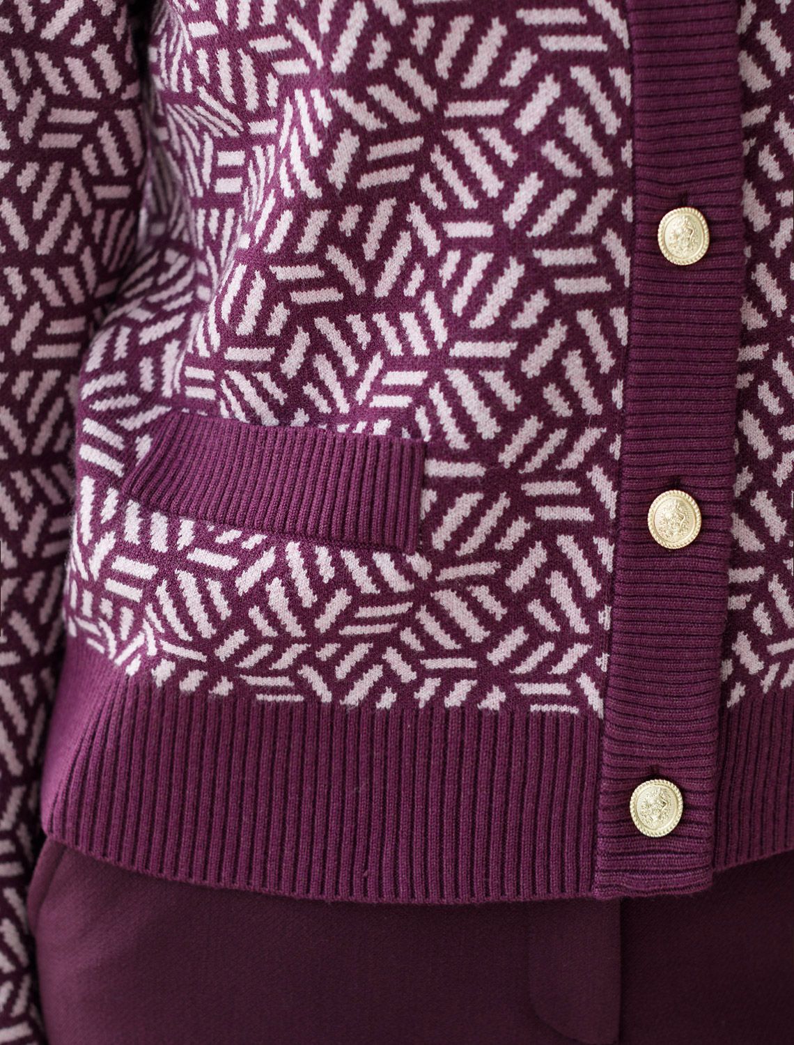 Жакет жаккардовой вязки с кашемиром