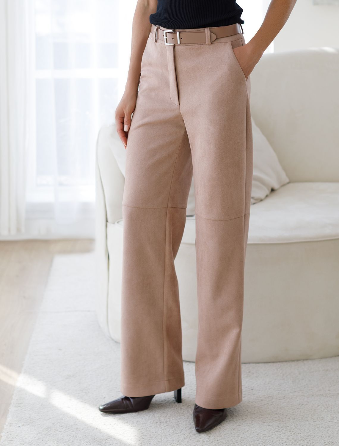 Прямые брюки из искусственной замши