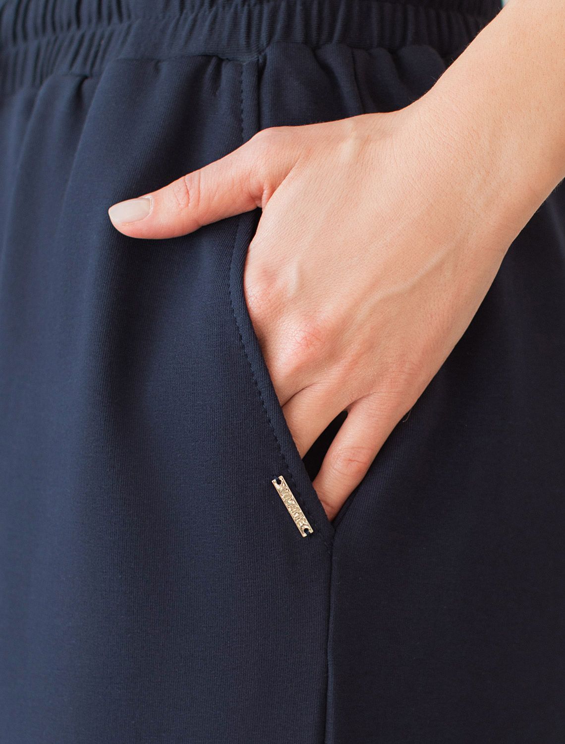 Прямые брюки из тонкого премиального футера с эластаном