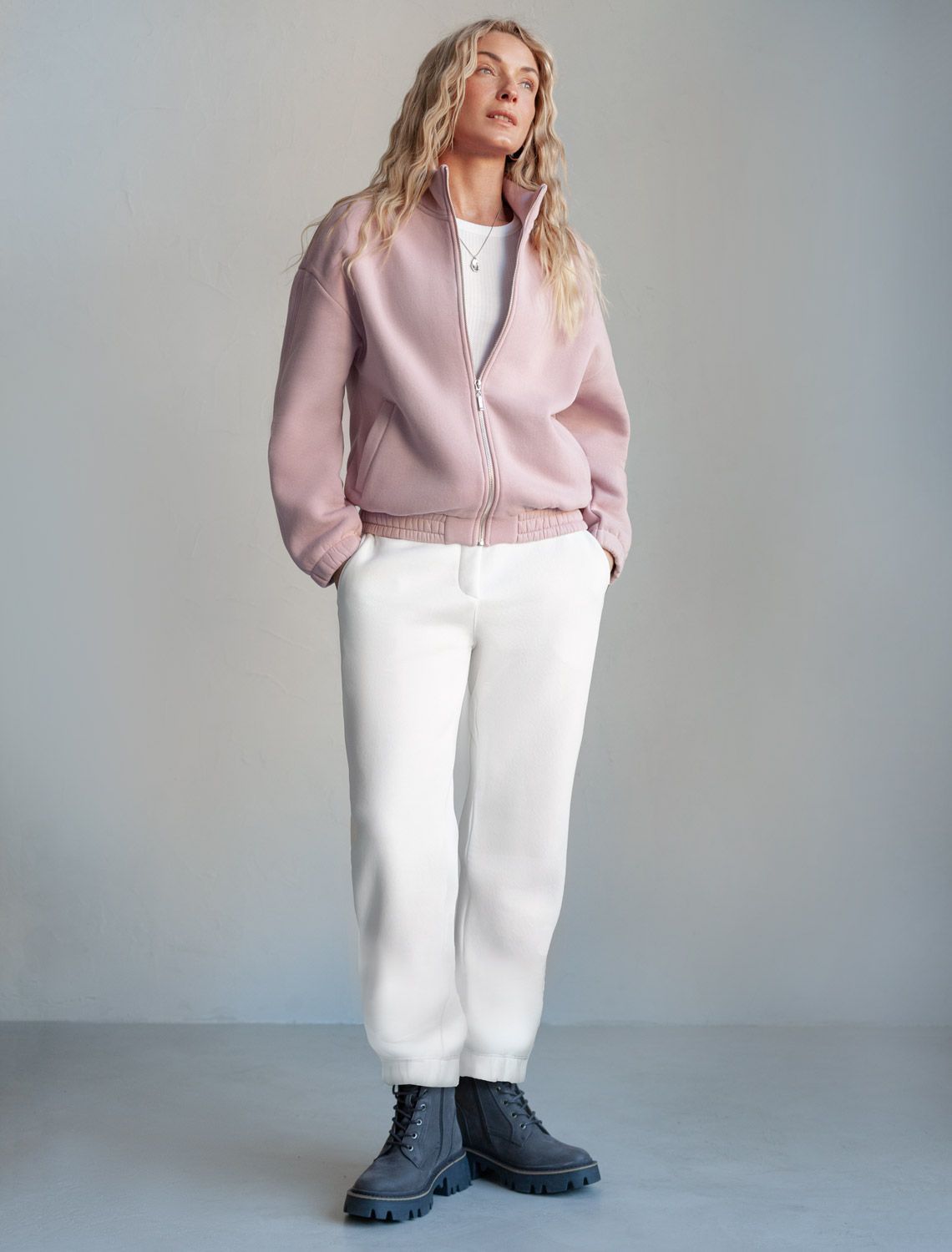 Брюки из премиального футера трехнитки с начесом