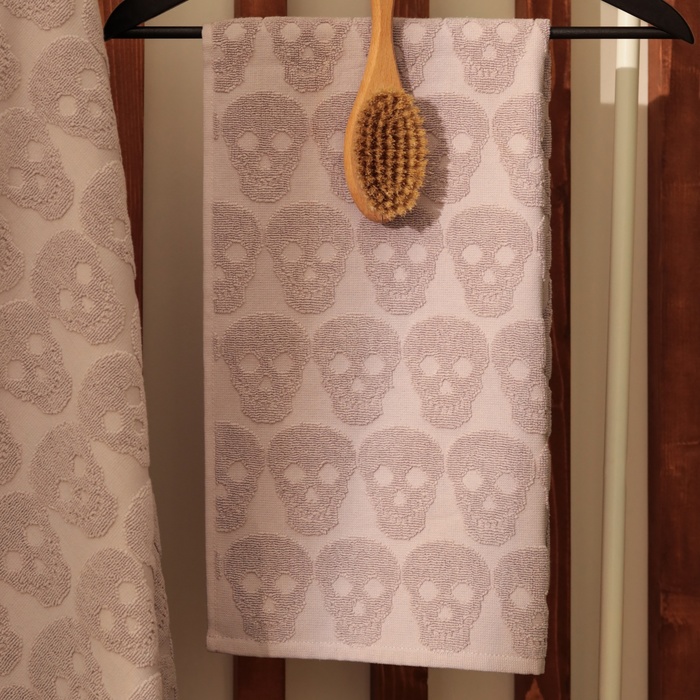 Полотенце махровое Love Life «Sculls» 70×140 см, светло-розовый, 100% хл, 450 г/м²