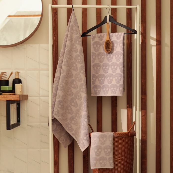 Полотенце махровое Love Life «Sculls» 70×140 см, светло-розовый, 100% хл, 450 г/м²