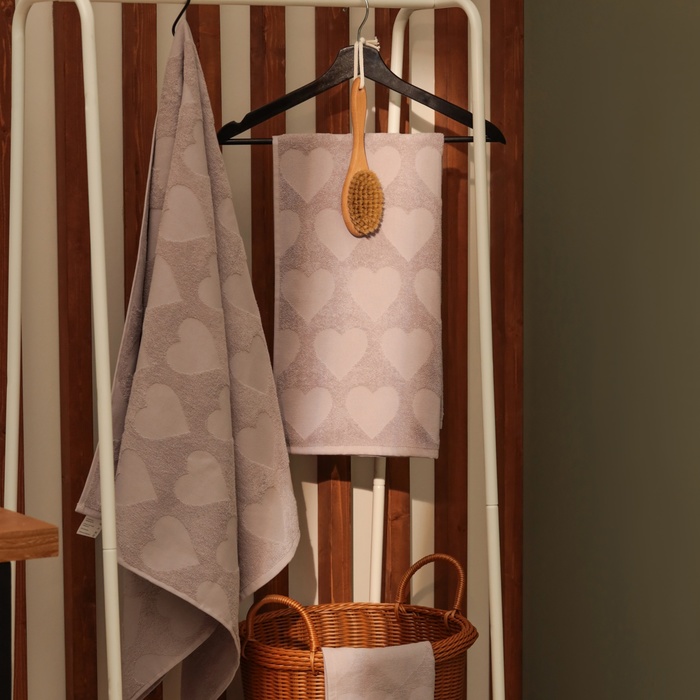 Полотенце махровое Love Life Hearts, 70×140 см, хлопок 100%, светло-розовое