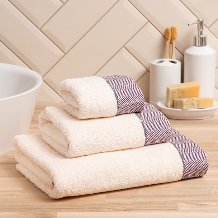 Полотенце махровое Love Life «Бриз» 70×120 см, гранатовый, 100% хл, 500 г/м²