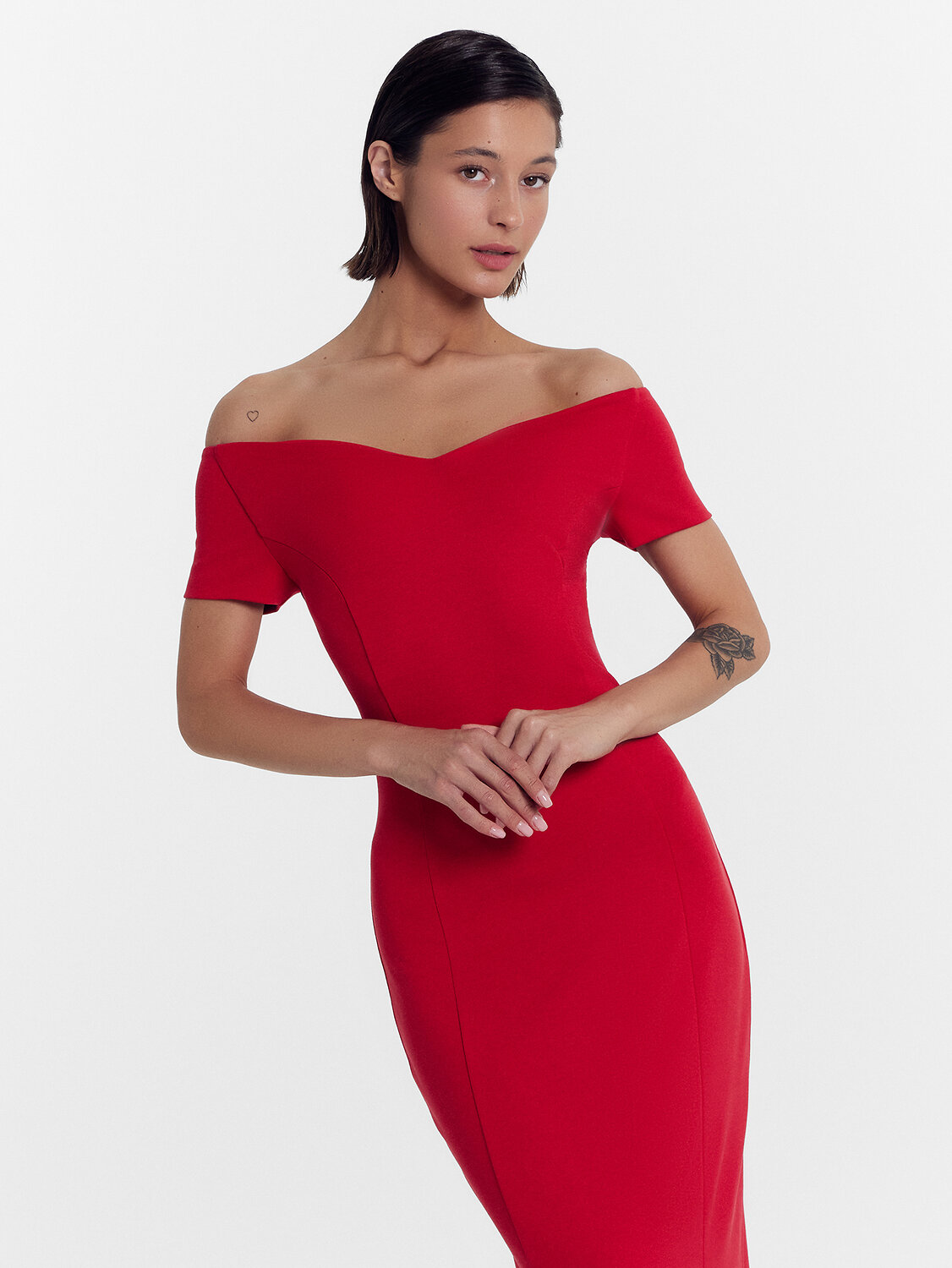 ст. цена2381руб.! MARK FORMELLE Платье 152609алый