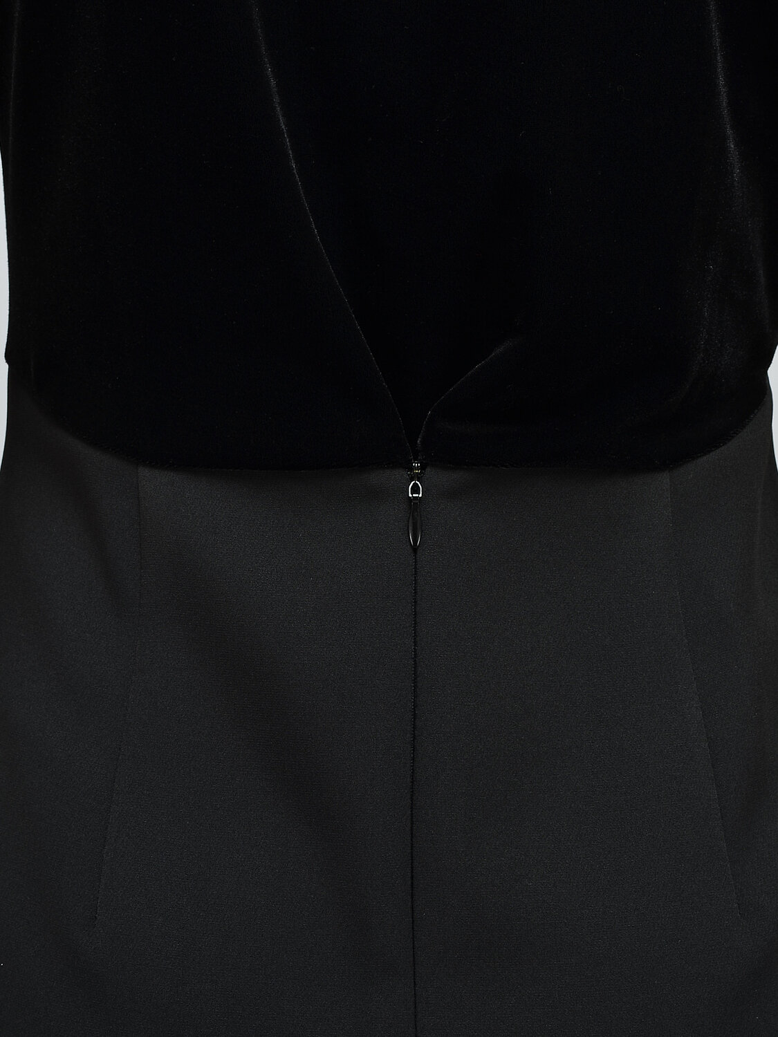 ст. цена1176руб.! VISERDI Платье 10069-чбр 319700черный