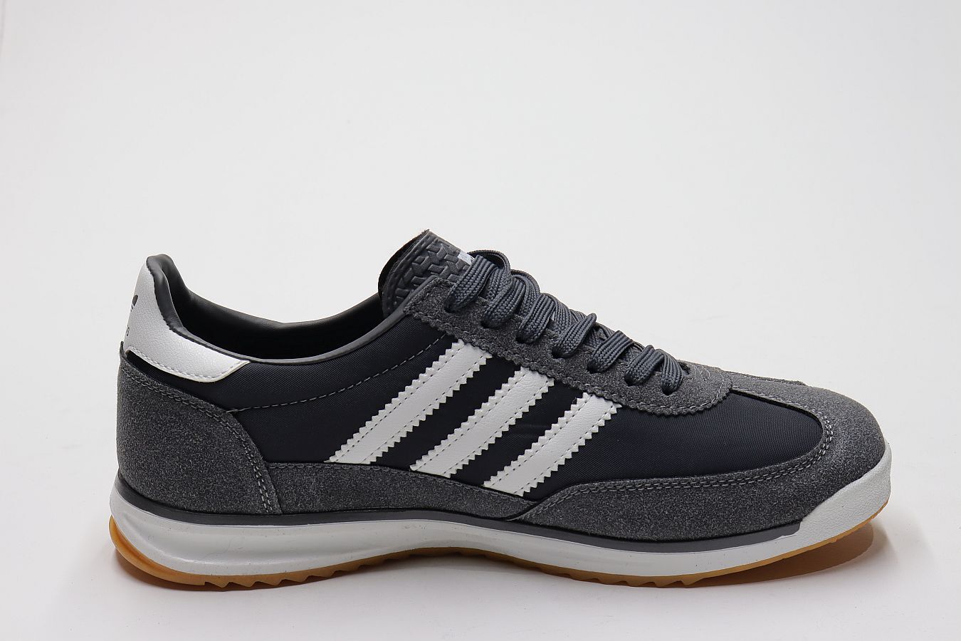 СКИДКА! Цена была 1250р.Кроссовки (41-46)р. / шт. A2006-4