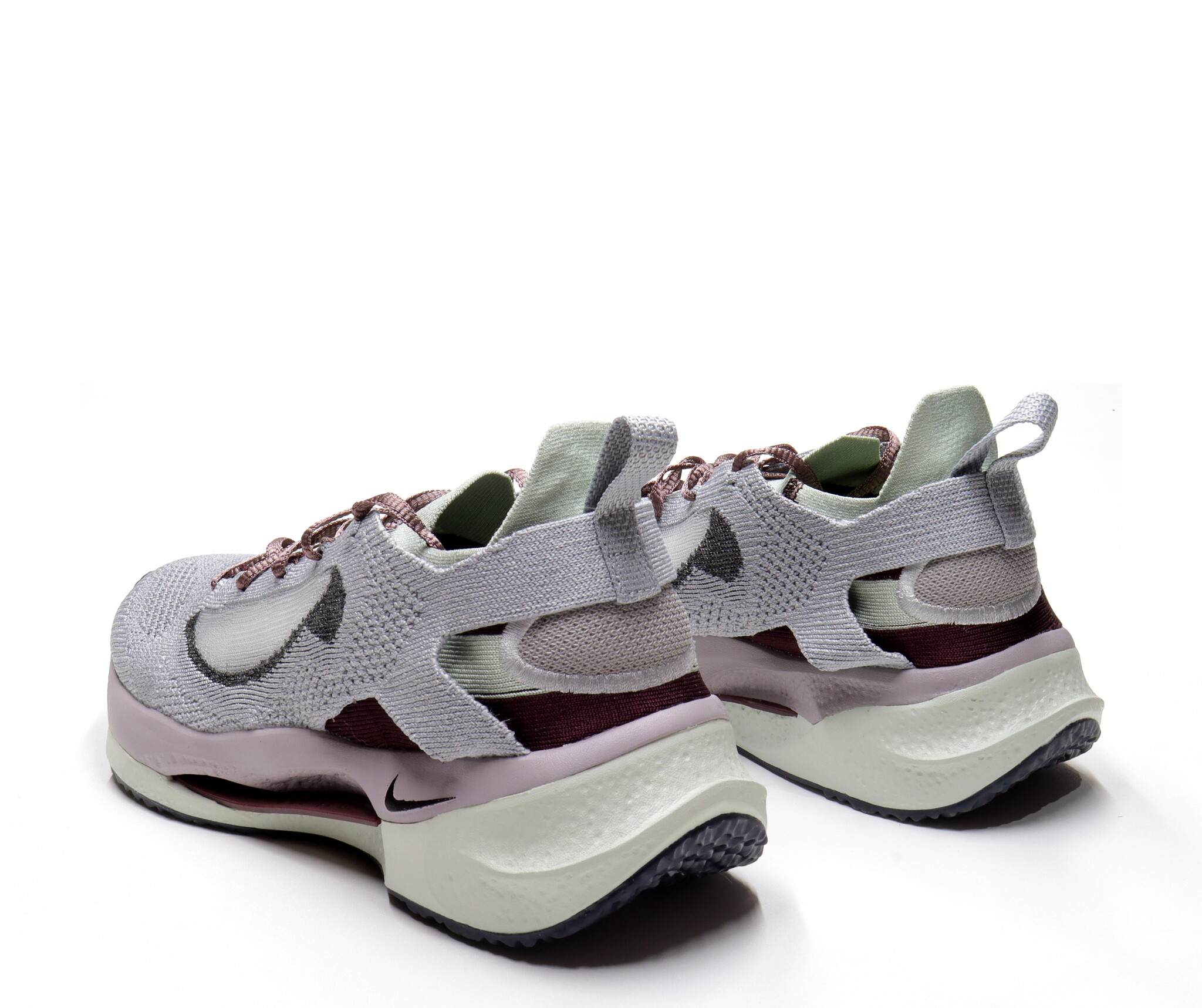 СКИДКА! Цена была 1482р.Кроссовки Nike Spark Flyknit (41-45)р. / шт.