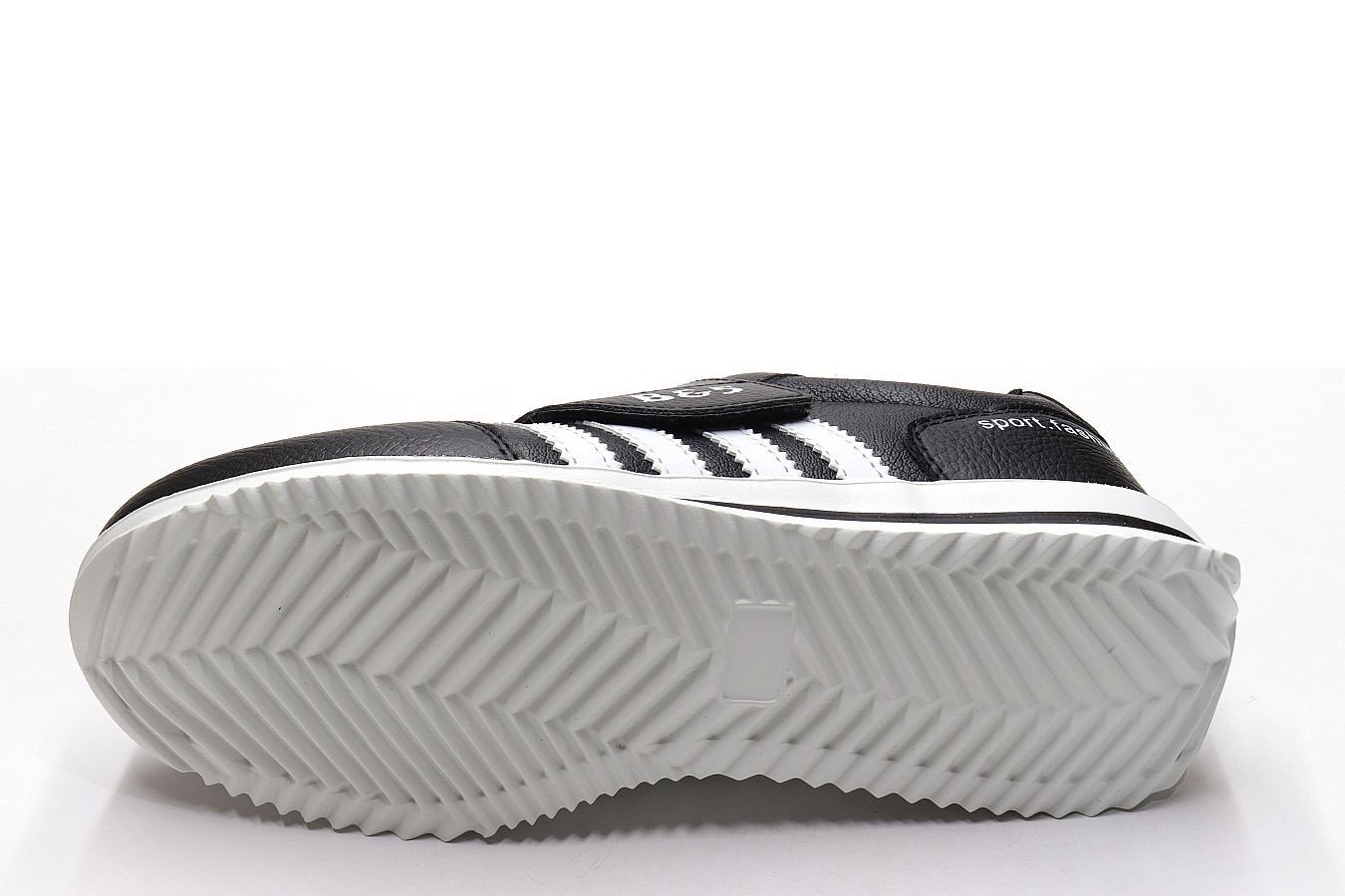 СКИДКА! Цена была 790р.Кроссовки (41-46)р. / шт. 286/1