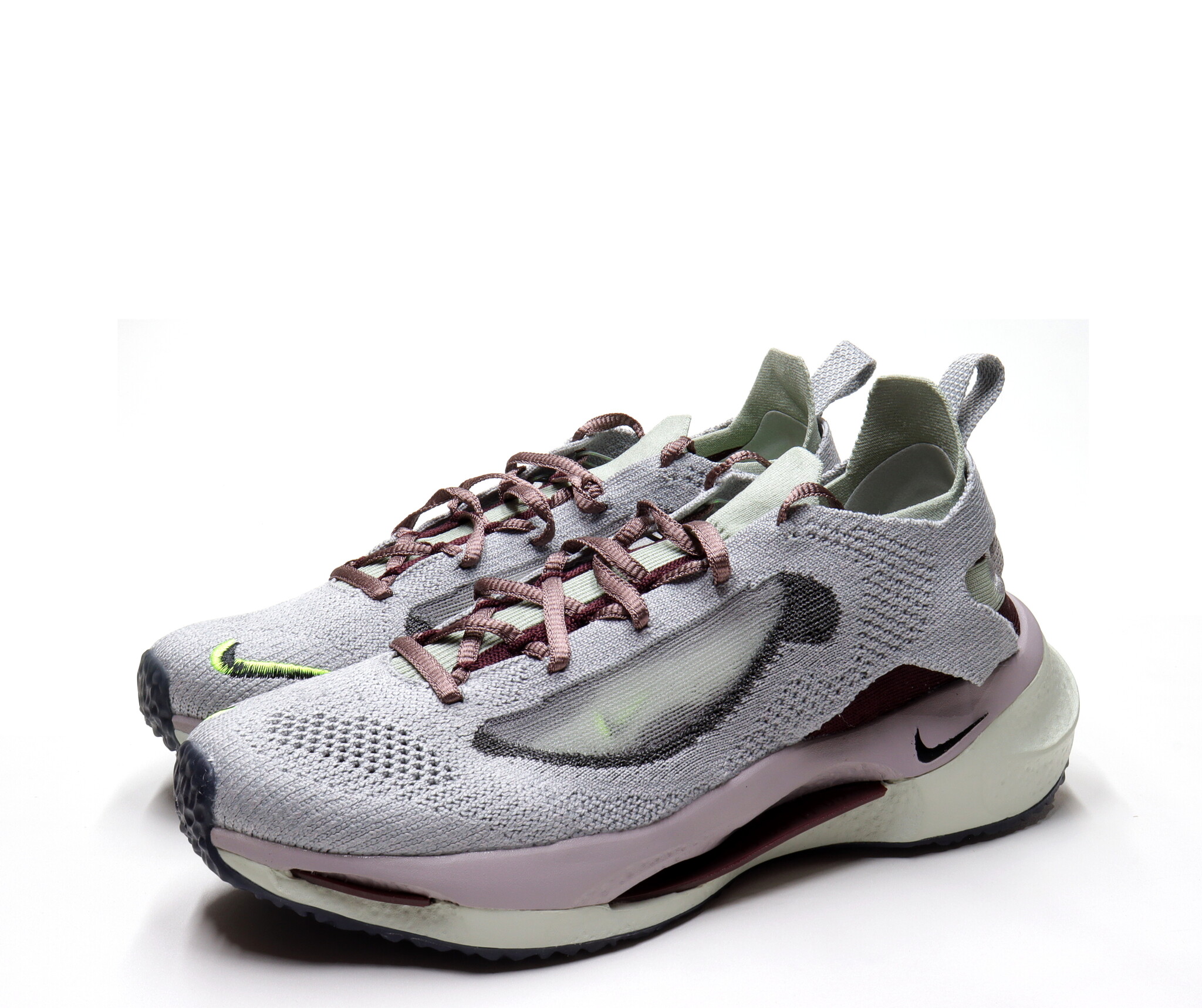 СКИДКА! Цена была 1482р.Кроссовки Nike Spark Flyknit (41-45)р. / шт.