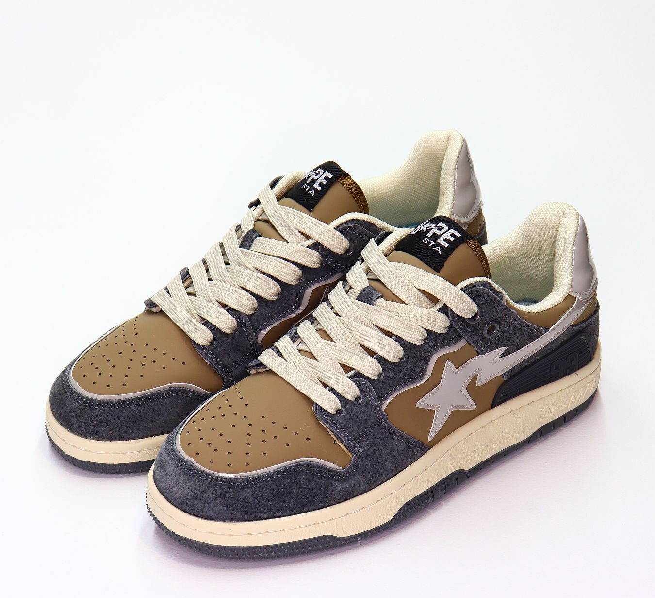 СКИДКА! Цена была 1863р.Кроссовки нат. Кожа (41-46)р. / шт. A1041/9