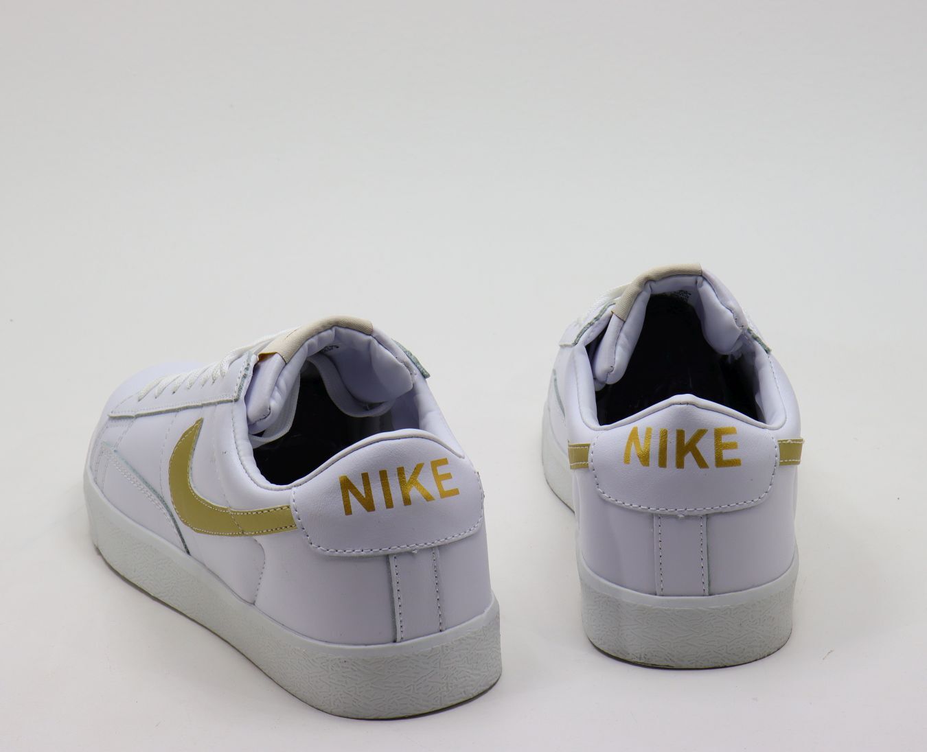 СКИДКА! Цена была 1932р.Кроссовки нат. кожа (41-46)р. / шт.