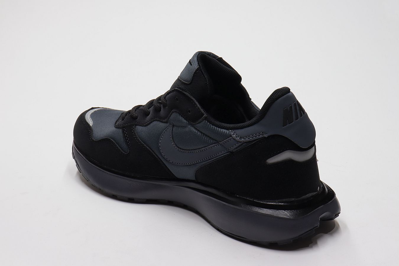 СКИДКА! Цена была 1250р.Кроссовки (41-46)р. / шт. A2002-4