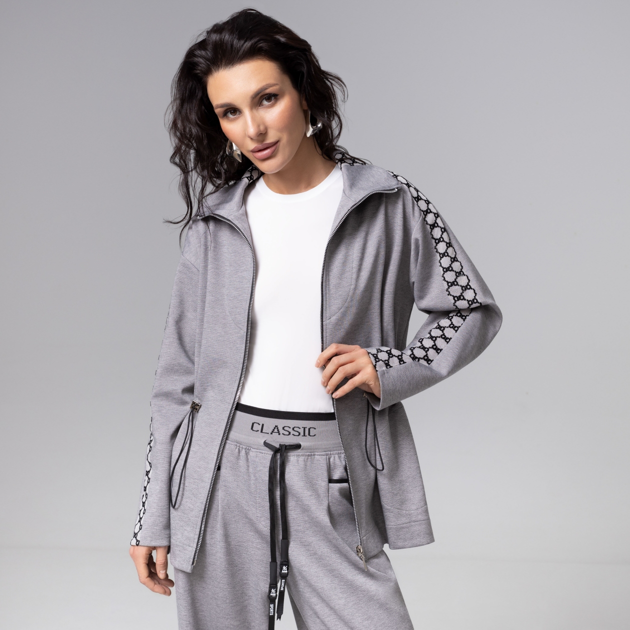 Ст.цена 2590р. Парка на кулиске, Свобода движений (серая)