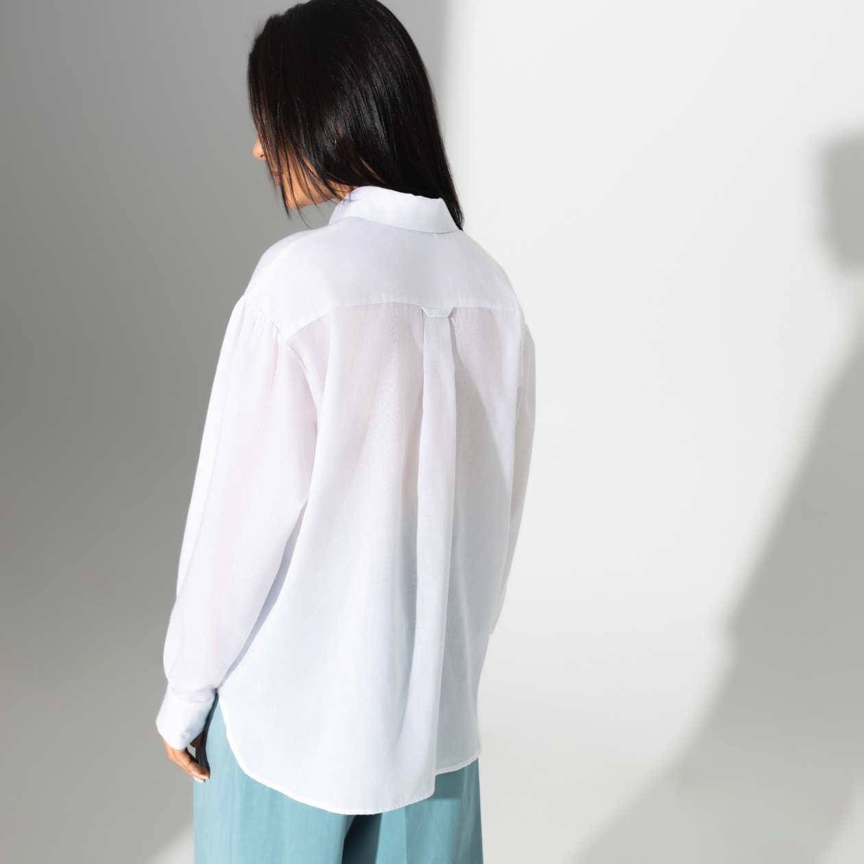 Ст.цена 2490р. Рубашка, Сюжет для роскоши (вайт)