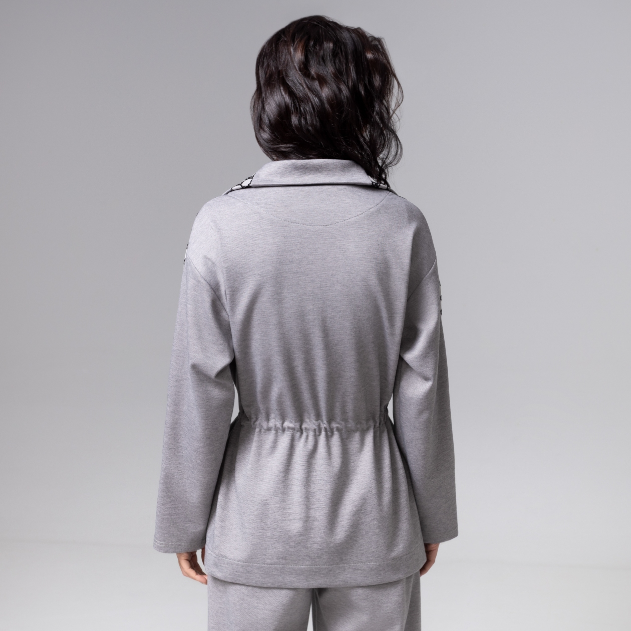 Ст.цена 2590р. Парка на кулиске, Свобода движений (серая)