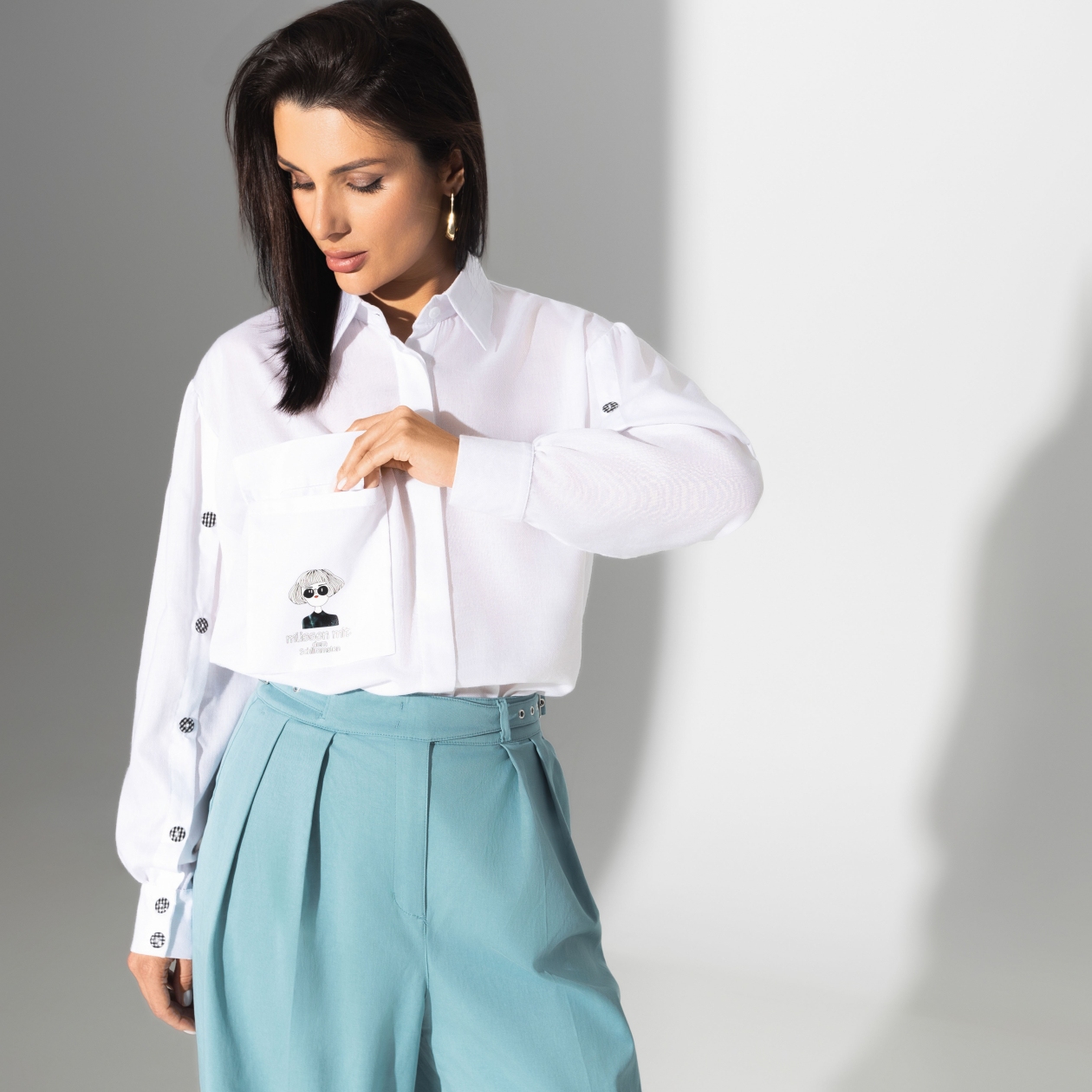 Ст.цена 2490р. Рубашка, Сюжет для роскоши (вайт)