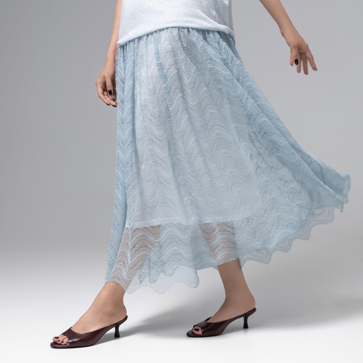 Ст.цена 3490р. Платье комбинированное с кружевом, Доведу до мечты