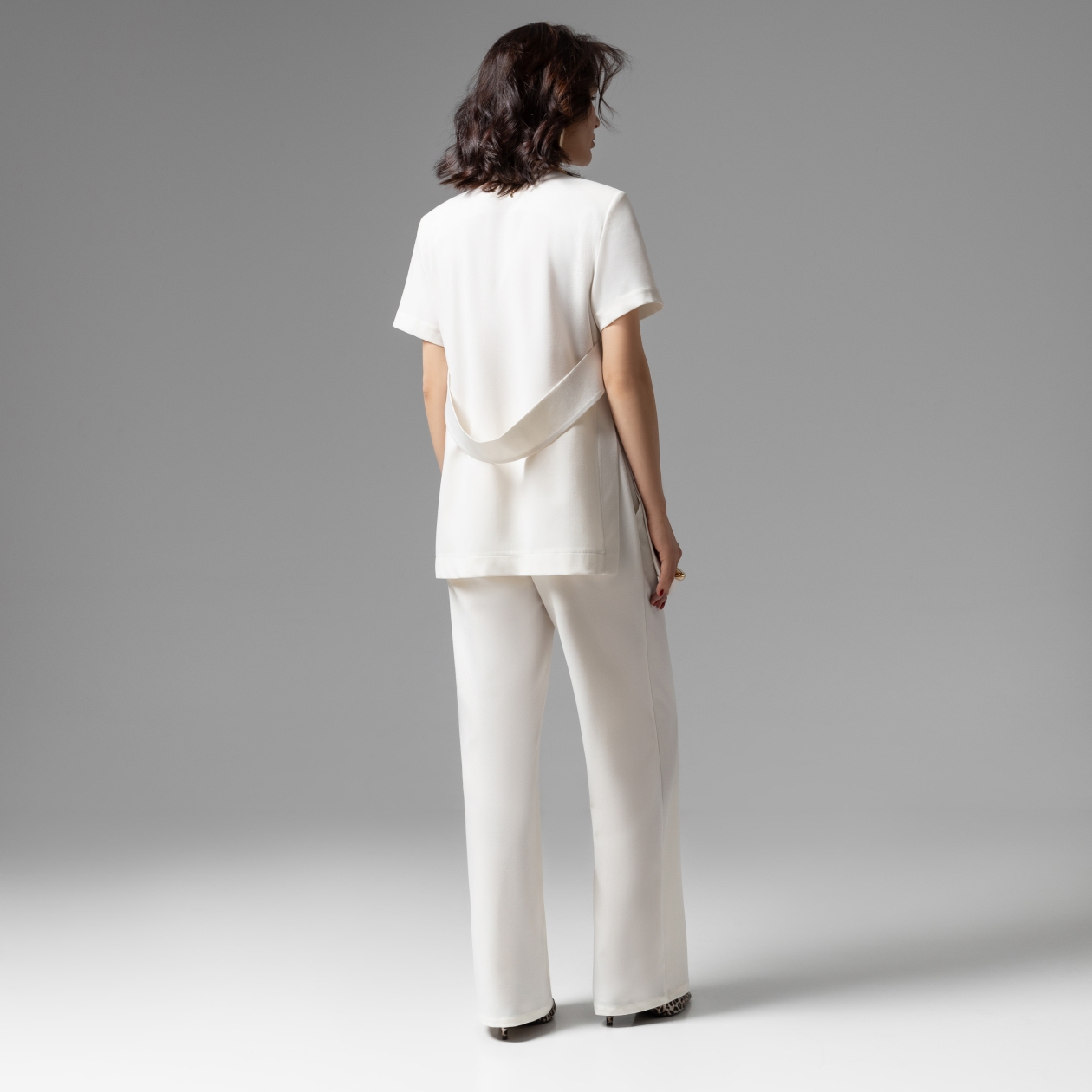 Ст.цена 4490р. Брючный костюм, На шаг впереди моды