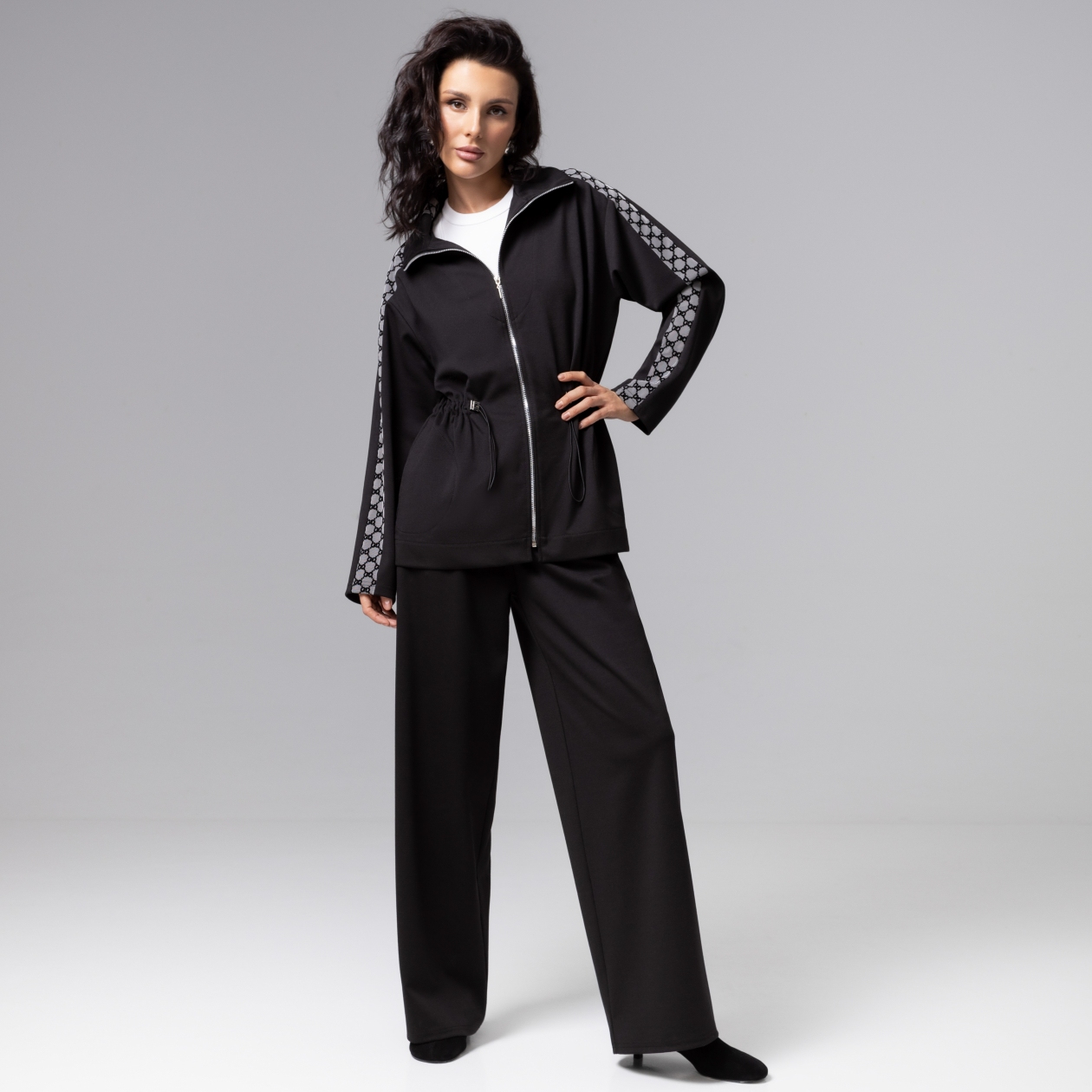 Ст.цена 2590р. Парка на кулиске, Свобода движений