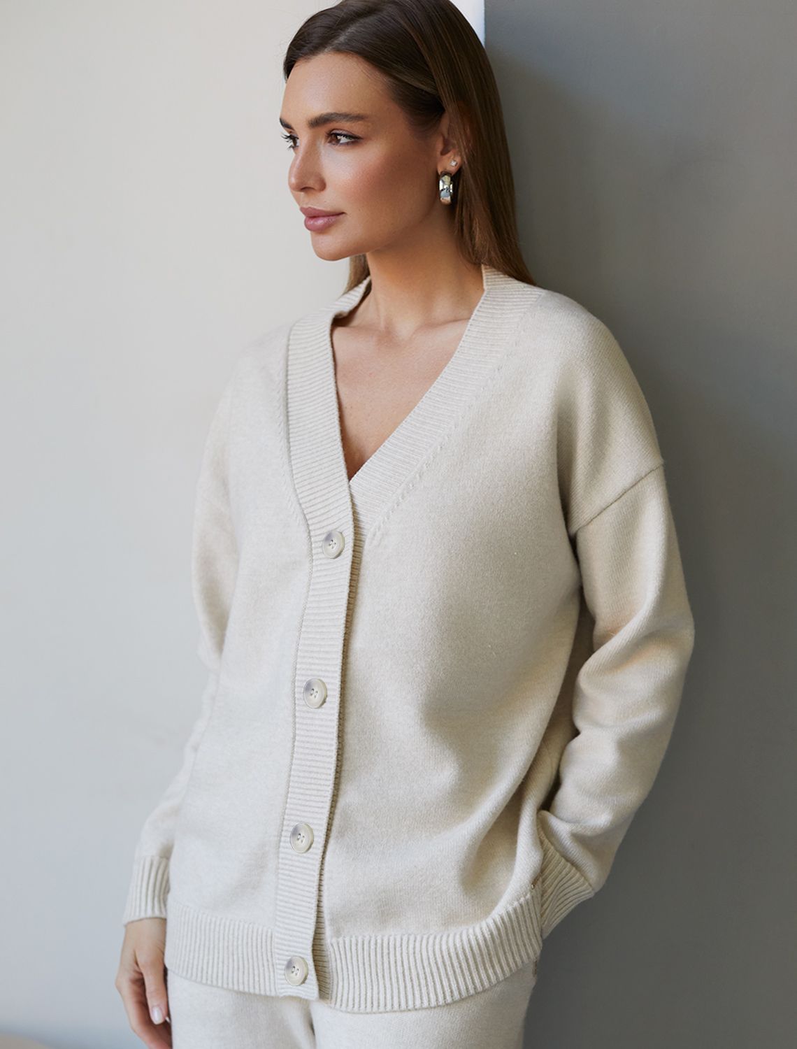 Ст.цена 2690р Кардиган из пряжи с кашемиром D31.147 овсяный меланж