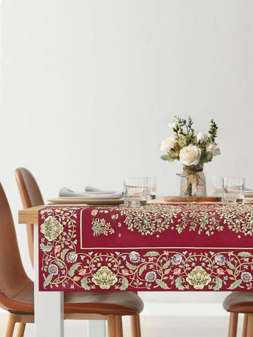 Древо бордо Скатерть 140х140 см 2518750