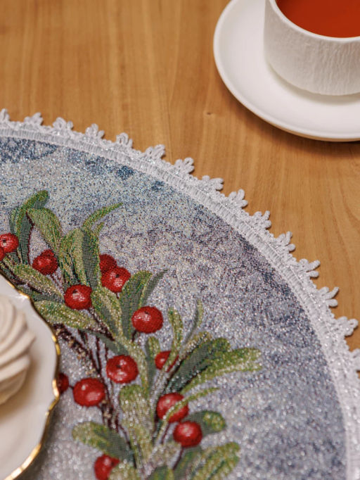 Новогодние ягоды серо-голубой фон Салфетка круг д45 см 2105920