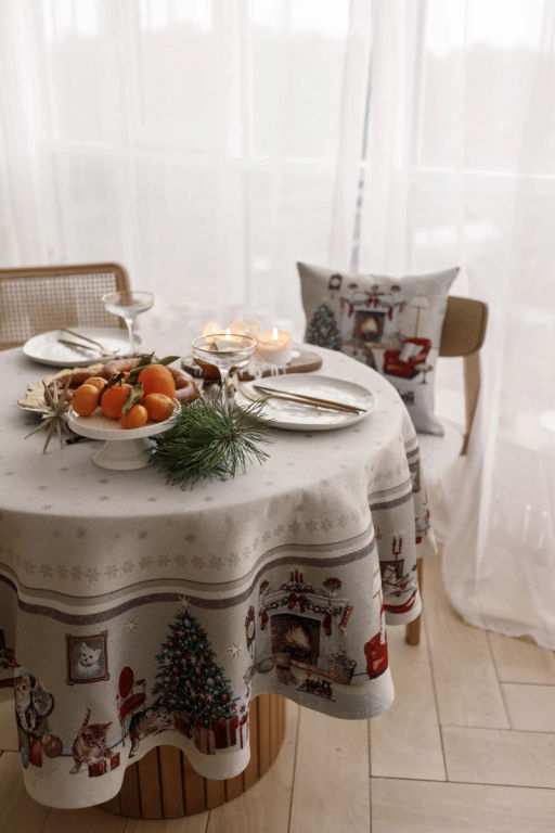 Котята у камина Скатерть круг д165 см 2107086